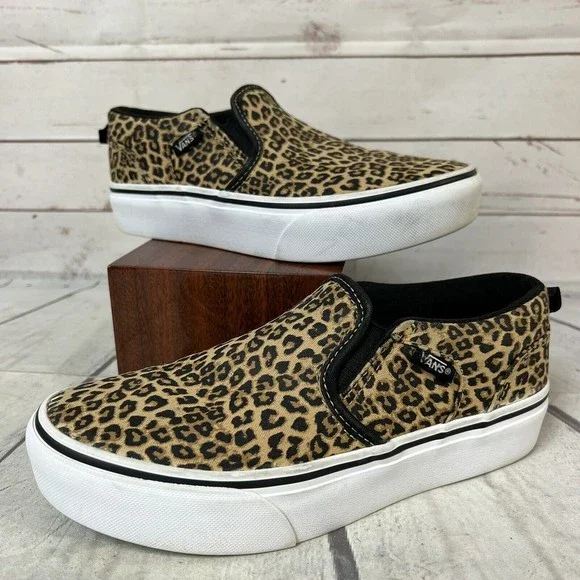 Vans Shoes Vans Youth Missy Size 4 Leopard Print Slip On Sneakers Shoes Poshmark